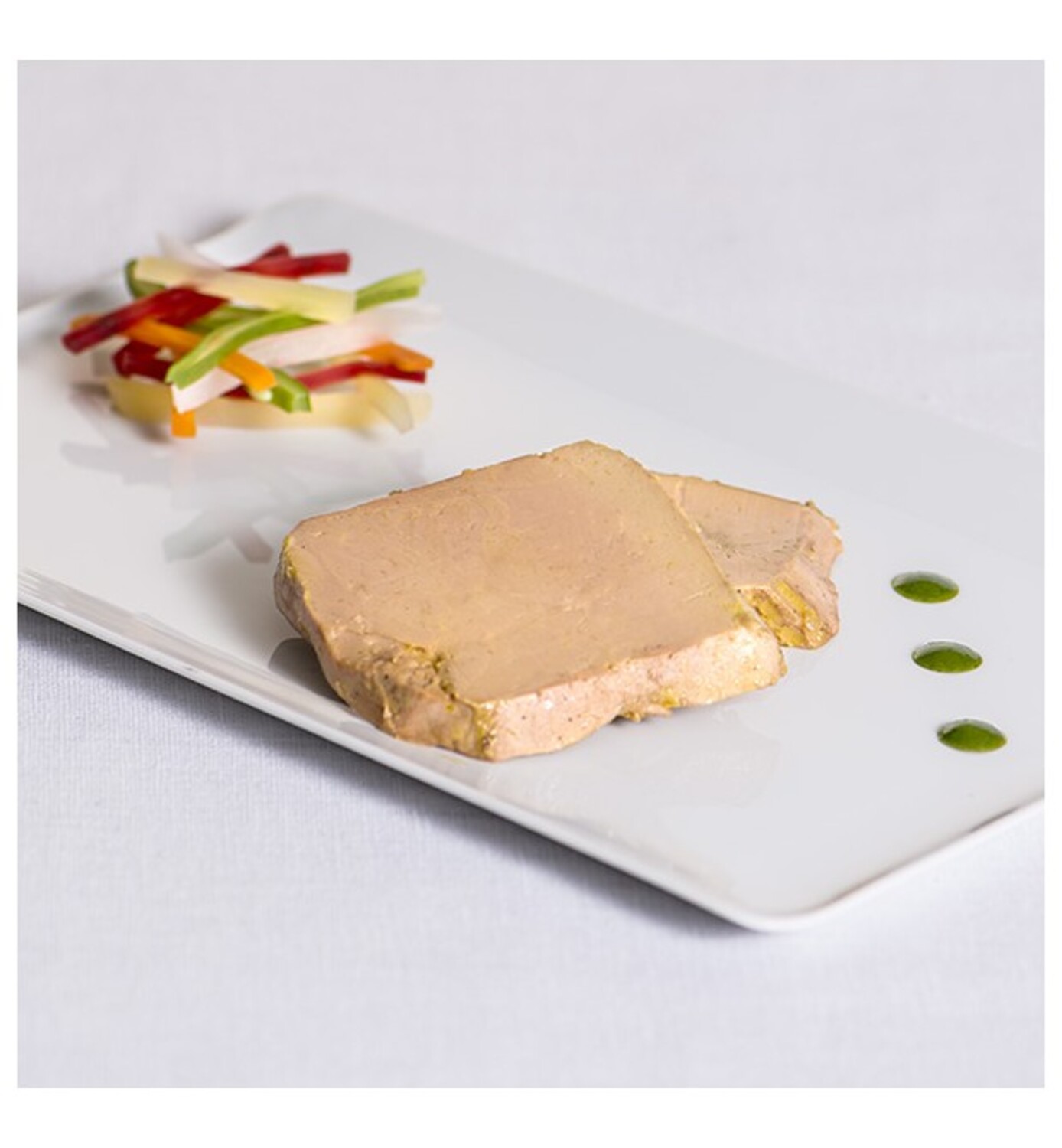 Foie gras de canard mi-cuit a la coupe