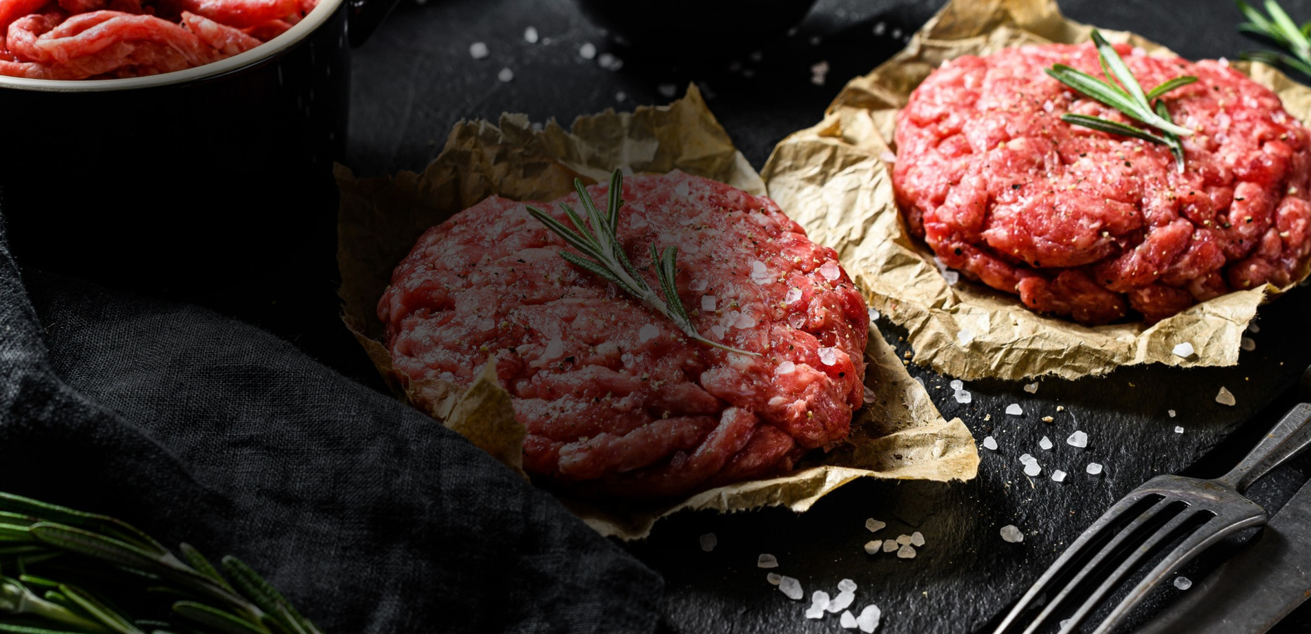 VIANDES ET CHARCUTERIES DU MONDE - Nous sélectionnons les meilleures viandes de France et du Monde.